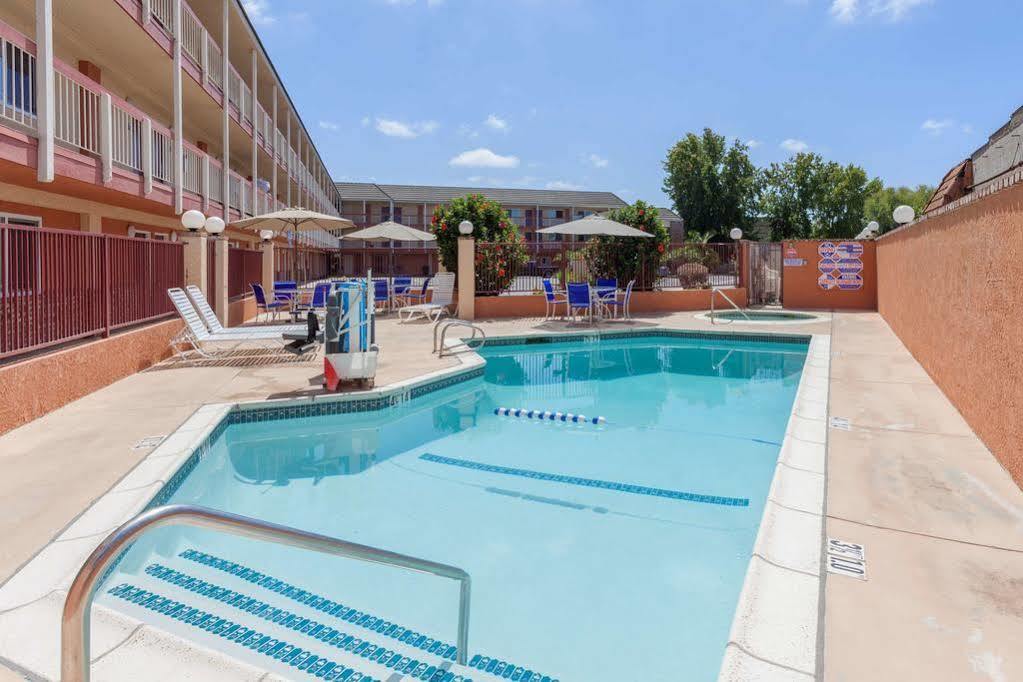 Motel 6-Fountain Valley, Ca - Huntington Beach Area Exterior photo